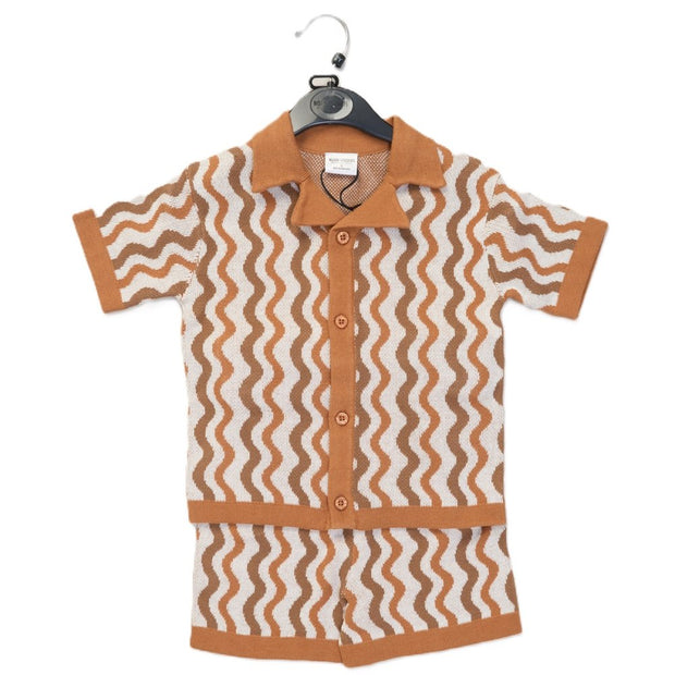 Toddler boy orange and brown knitted shirt and shorts set with waved pattern and short sleeves